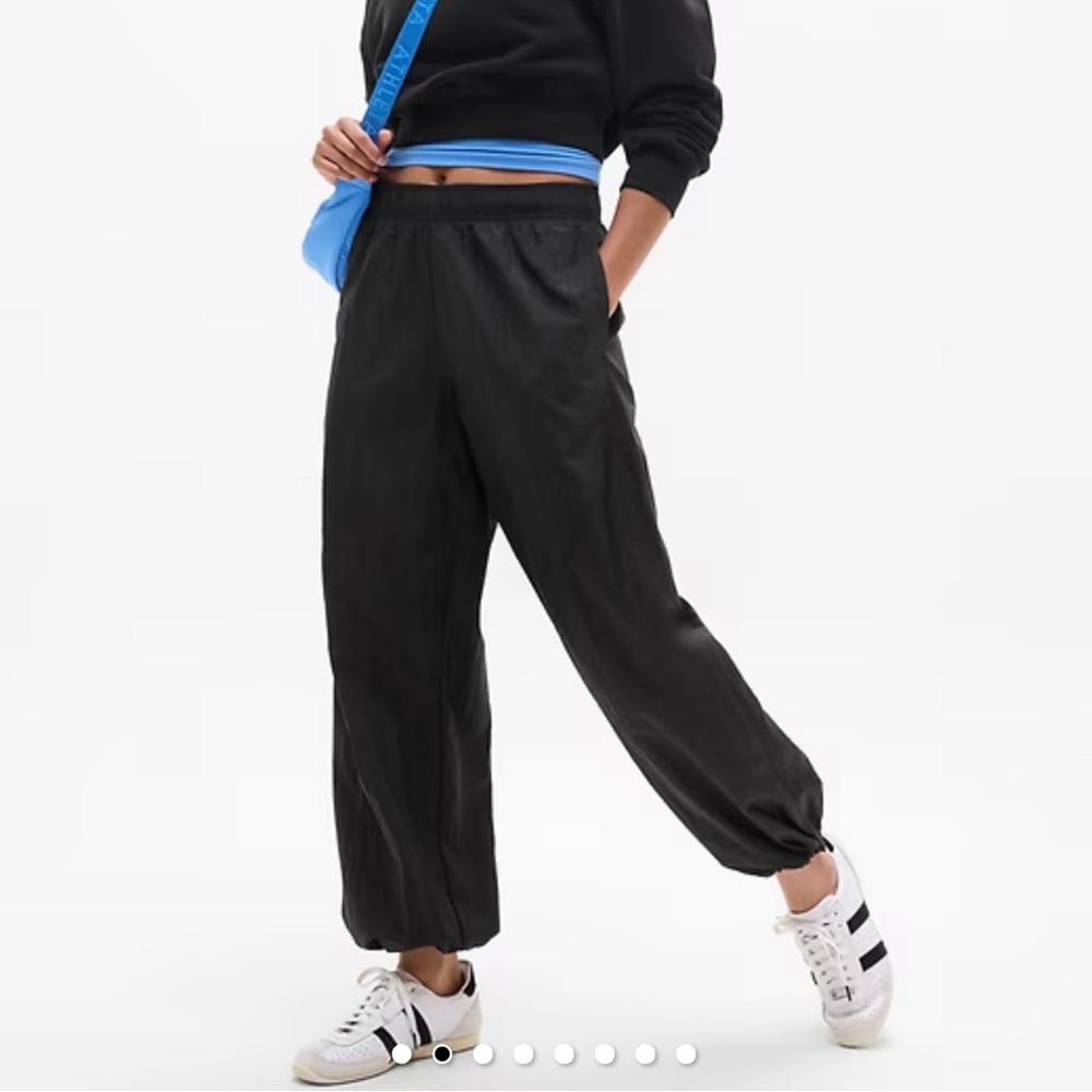 Athleta Black Lunar Utility Pant Mid Rise Small NWT